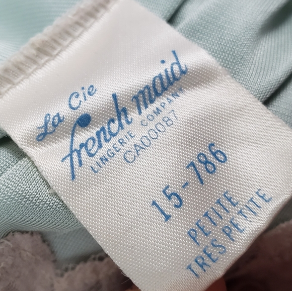 Vintage Sleepwear Slip - Picture 5 of 6